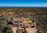 Location vacances  Province des Îles Baléares - Sa Talaia - Villa Santanyi Vistas Deluxe-1