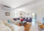 Location vacances Bourgougnague - 3 Bedroom Beautiful Home In Armillac-3