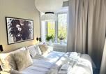 Hôtel Mariestad - Västerhöjdsgården-2