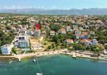 Location vacances Posedarje - Nice Apartment In Maslenica With House Sea View-3