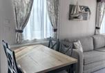 Location vacances Clacton-on-Sea - Modern Caravan With Decking At Valley Farm, Essex Ref 46112v-4
