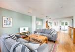 Location vacances Keynsham - Large 5bed Town House-Sleeps 9-By Fabaccommodation-1