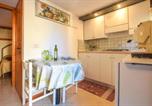 Location vacances  Province de Vibo-Valentia - 1 Bedroom Amazing Apartment In Zambrone-3