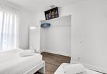 Location vacances Hollywood - Lakefront 4br w Hot Tub Sleeps 12-2