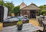 Location vacances Wisbech - Walnut Tree House-2