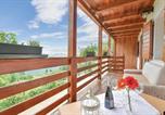 Location vacances  Province de Belluno - 2 Bedroom Lovely Home In Lamon-1