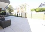 Location vacances Luxembourg - Chic 2 bedrooms flat in Center w Terrace&Parking-4