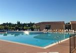 Location vacances Vedène - Résidence Les Demeures du Ventoux