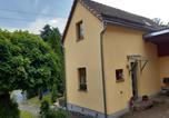Location vacances Sebnitz - Great holiday home with terrace near Saxon, cleaning included-2