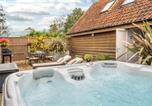 Location vacances Hoveton - Cartshed Lodge-1