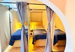 Hôtel Moldavie - Уютный Новый Хостел с отдельными кабинками в центре-1