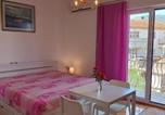 Location vacances Jelsa - Apartments Nela-1