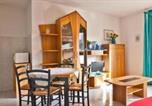 Location vacances  Province de Gorizia - Cozy flat for four guests just steps from the sea-4