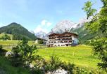 Hôtel Eben im Pongau - Berghotel Lämmerhof-1