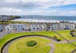Location vacances Coleraine - Spacious Bright Apt Walk to Beach - Dunluce Park 4-1