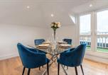 Location vacances Maidstone - Modern City Center Penthouse with Rooftop Terrace-2