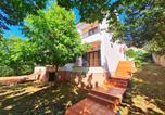 Location vacances Klenovica - Apartments Zelena oaza-1