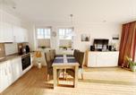 Location vacances Binz - Dünenpark Binz - Komfortplus Ferienwohnung mit 1 Schlafzimmer und Balkon im Obergeschoss 230-3