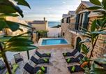 Location vacances Zagvozd - Cozy Home In Baska Voda With Private Swimming Pool, Can Be Inside Or Outside-2