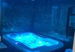 Location vacances Isles-sur-Suippe - Ck Suite & Spa - Jacuzzi Privatif - Reims-2