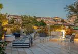 Location vacances Athènes - Entire Building in the Heart of Athens Sleeps 15 with Private Rooftop Terrace-1