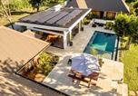Location vacances  Polynésie française - Villa Te Nunoa - Villa Polynésienne avec Piscine Eau Salée-2