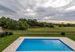 Location vacances Tinjan - Modern Villa Vesna with Private Pool-4