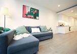 Location vacances  Australie - Skyline Suites - Cosy Study Suite, Australia 108-2