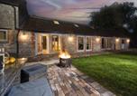 Location vacances Brent Knoll - The Cowshed - Hot tub, Garden, Parking-4