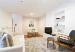 Location vacances  Le Bairro Alto - Living Bairro Alto V-3