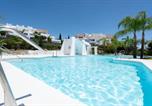 Location vacances Casares - Alcazaba Lagoon Estepona - Luxury Boho Apartment-2