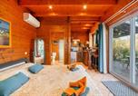 Location vacances Correns - Le Studio Bleu - Jacuzzi Privé-2