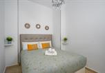 Location vacances Andalousie - Premium Beachfront Stay in La Carihuela 2-3