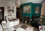 Location vacances  Gare de Mansfield - House - Sleeps 4 - Garden - on street parking-1
