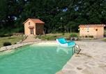 Location vacances Cordes-sur-Ciel - Chalet confort avec petit dejeuner-2