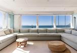 Location vacances Chapman's Peak - Spacious Front Row Kalk Bay Apartment with views-1