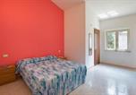 Location vacances  Province de Vibo-Valentia - Nice Home In Zambrone With Kitchen-4