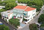 Location vacances Sućuraj - Apartments with parking space Zivogosce - Blato, Makarska - 23922-1