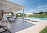 Location vacances  Province de Terni - Lovely Home In Montecastrilli-1