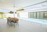 Location vacances Shoal Bay - 57 Tomaree Road House - Pool, Air-con, Wi-fi, Boat Parking-4