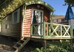 Location vacances  Ariège - Roulotte avec terrasse - 4 pers. - Api-1-52-1589-1