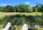 Location vacances Les Mathes - Ecolodge in a calm and relaxing setting with heated swimming pool and jacuzzi-3