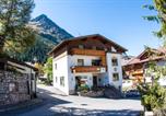 Location vacances Ischgl - Frühstückspension & Ferienhaus Fädnerspitze-1