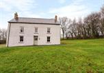Location vacances Newcastle Emlyn - Llwyncadfor Farm-1