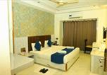 Hôtel Shirdi - Hotel Shirdi Park Inn 80 Meters From Sai Samadhi Temple-1
