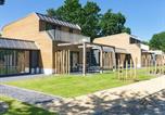 Location vacances  Antwerp Province - Holiday home in Mol with terrace-4