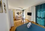Location vacances  Badalone - Apartamentos Suites Capitolio-4