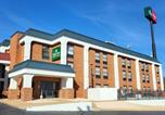 Hôtel Montgomery - Hometowne Studios by Red Roof Prattville-1