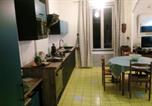 Location vacances Viens - Maison accueillante à Reillanne avec jardin clos-4
