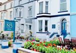 Hôtel Conwy - Hotel No5, Beachfront with Free Private Car Park-2